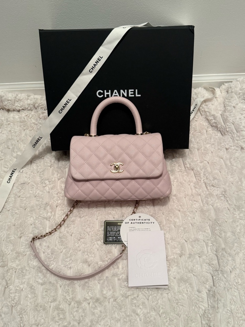 CHANEL lilac coco handle mini